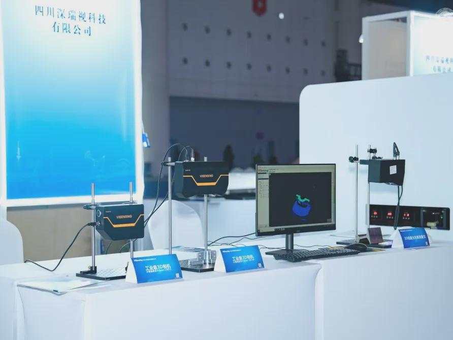 （图：深瑞视高精度工业级3D相机系列产品）