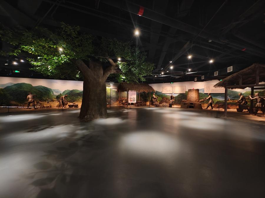 博物馆里展示的铜岭古铜矿采冶模拟场地。（受访方供图）
