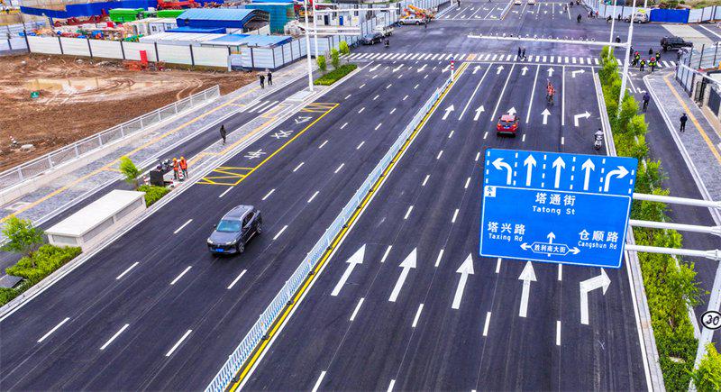 10月18日，石家庄市仓丰路（中华大街至胜利大街）项目建成试通车。