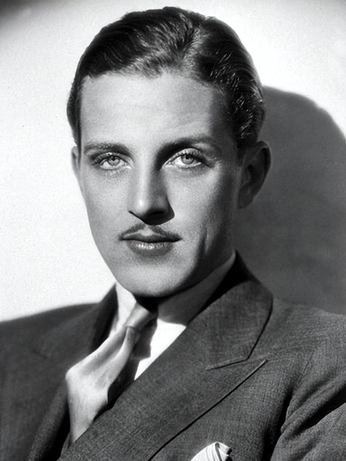 菲利普斯·雷蒙德·福尔摩斯