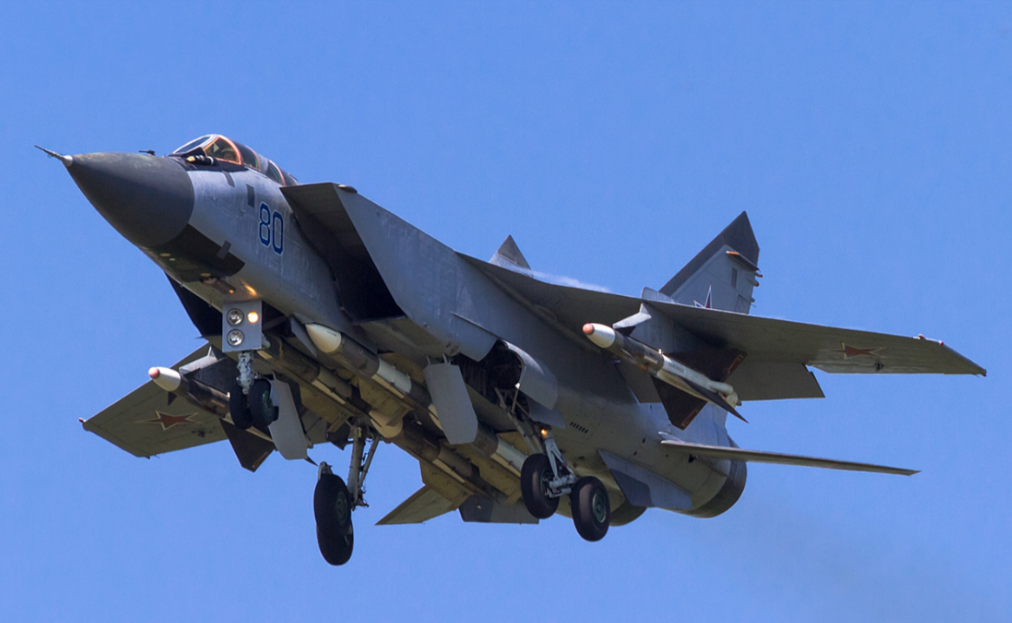 英国乌克兰高价收买俄飞行员：只要攻击北约基地，300万美元到手