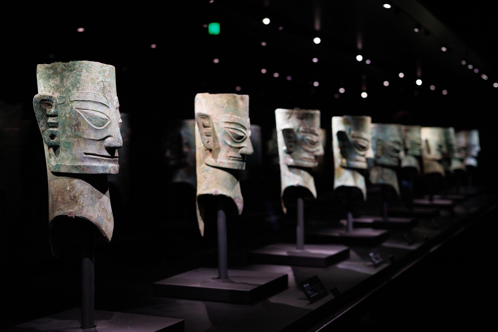 三星堆博物馆藏青铜人头像 图据视觉中国