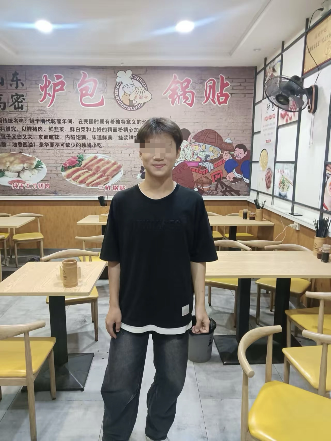 16岁高一学生时习铭照片，父亲提供