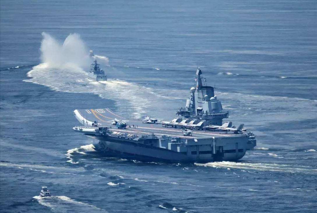 辽宁舰启程返航，菲律宾帮日本说话，中国不再客气，重创20艘菲船
