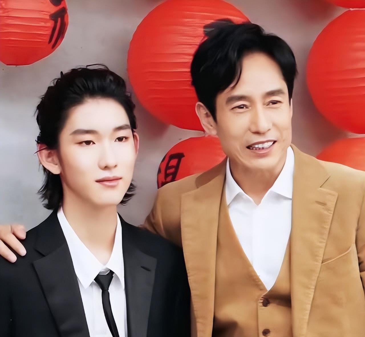 《长安二十四计》有2对真父子，1对父子都挺红，1对藏得深