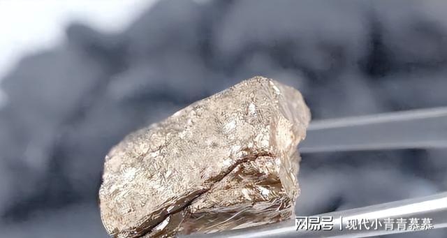 豪掷500亿搬救兵，美国把招架中国的最后希望，寄托在了韩国身上