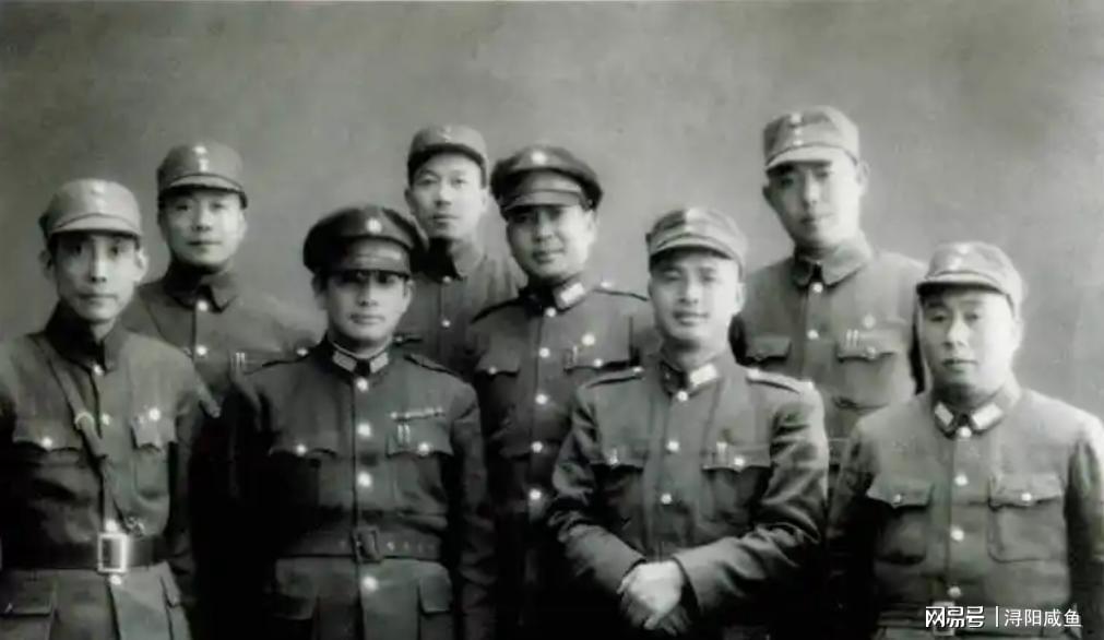 王耀武选张灵甫任74军军长，不是因他能干，从一封电文可看出端倪