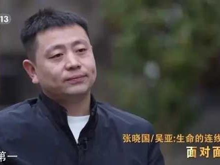 女子突然晕倒，竟被施救小伙摁断6根肋骨，网友：按压很费力气