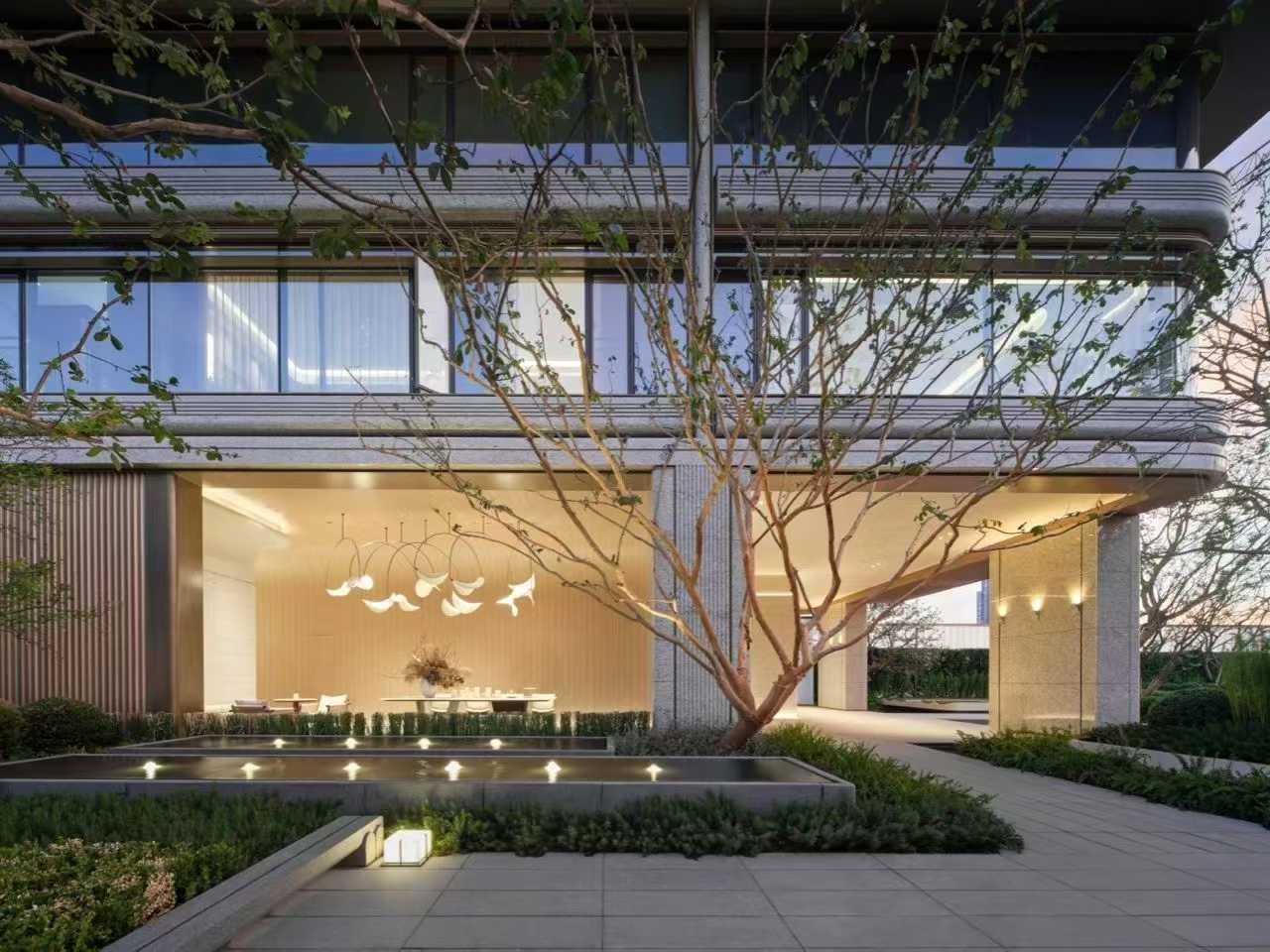 金茂樾满云川致电售楼部电话：025-6500 9555（发送详细地址）