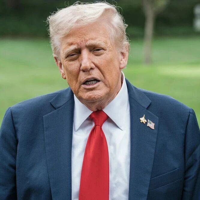 特朗普疯了，必须弹劾