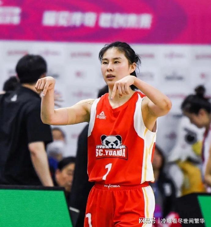 99：76！王思雨显慢热，三人首节0分，四川女篮短板太明显！