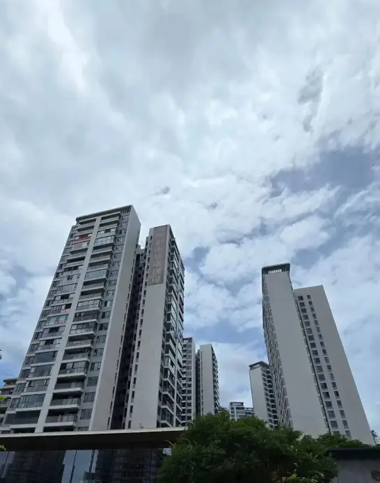 ✔️广州 中铁建信达花语天宸售楼处电话：400-622-0070✔️看房方