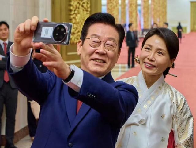 韩国开始平视中国？李在明访华竟然被某些人解读成“高看”中国