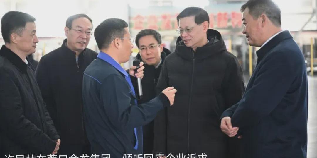 辽宁省委书记主动加企业家微信：“滴滴”一响，“亲清”登场