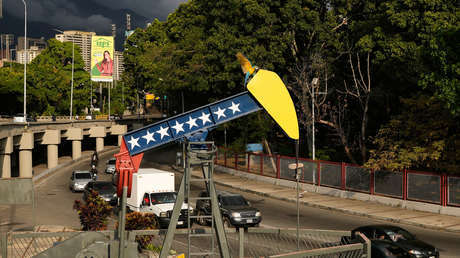 特朗普政府要求委内瑞拉代理总统罗德里格斯，让美国成为加拉加斯石油生产唯一合作方