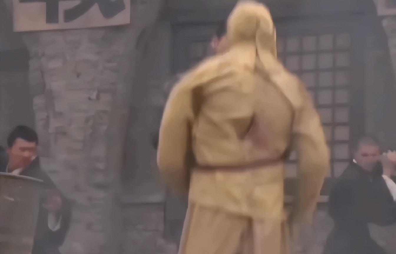 《马背摇篮》首播好评如潮，看完6集，我想说：抗战剧就该这么演