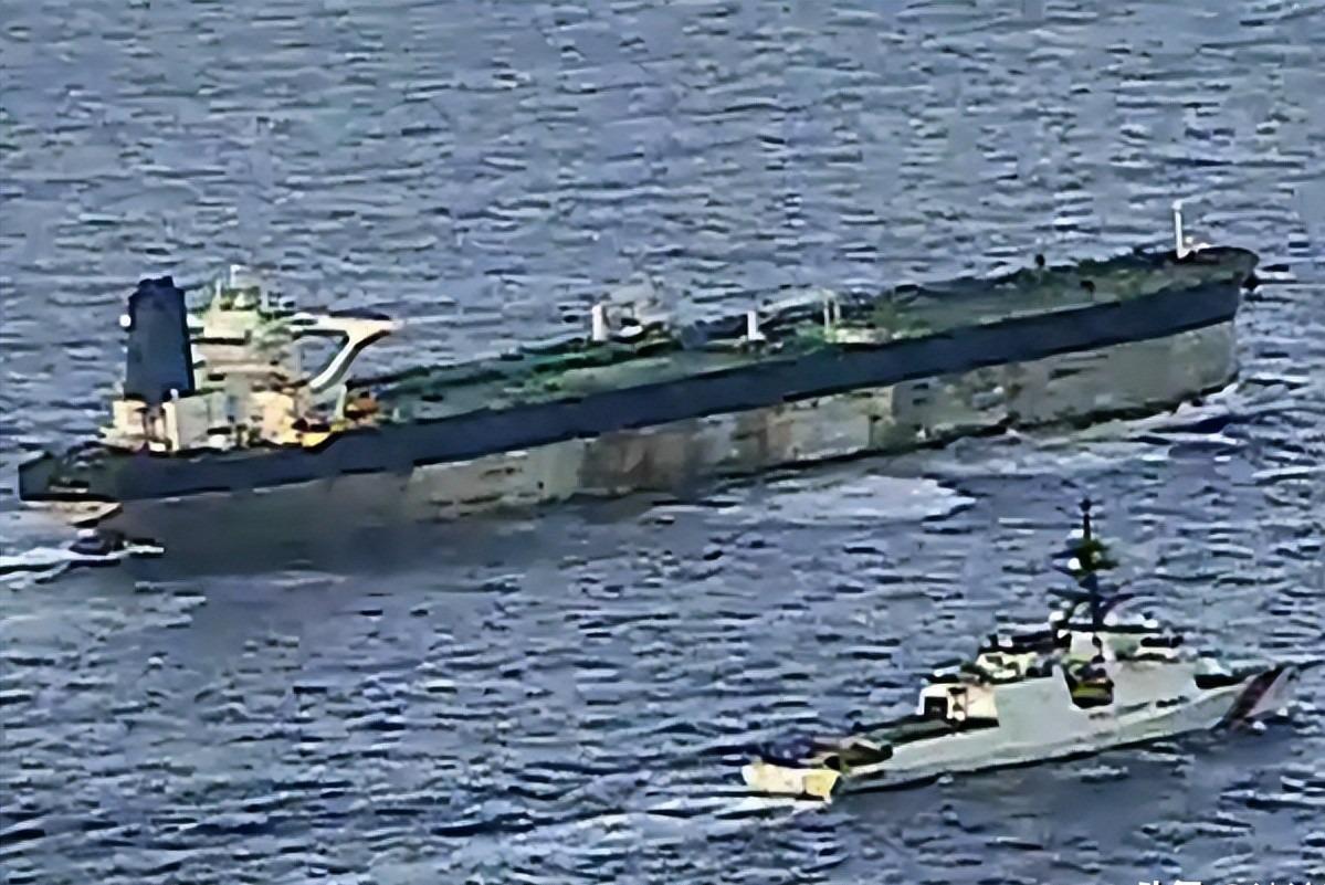 美扣押油轮后，普京发出通牒，不到48小时，特朗普对俄罕见认怂了