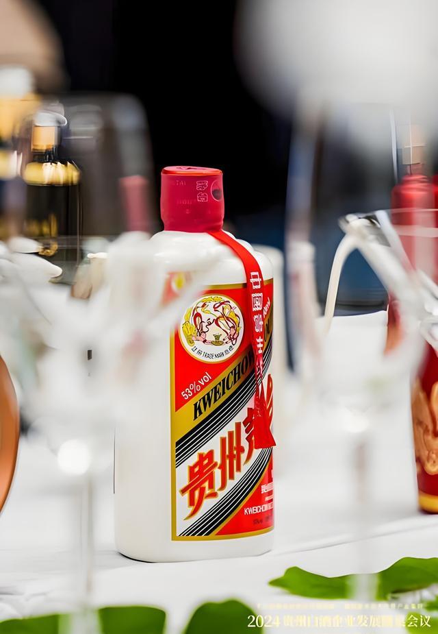 i茅台1499元抢飞天，有人说陈华是英雄，压力来到五粮液