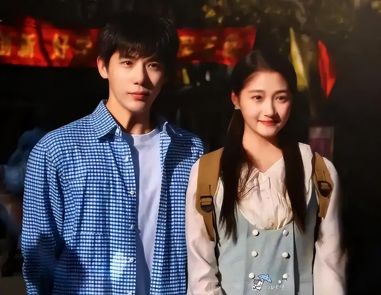 丑闻风波多天后，关晓彤王安宇接连官宣喜讯，撕下鹿晗最后的体面