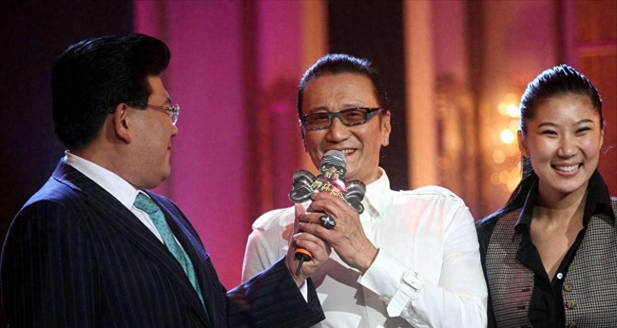 谢贤和小女友分手原因曝光，3年没有碰她！40岁Coco对四哥仍有情