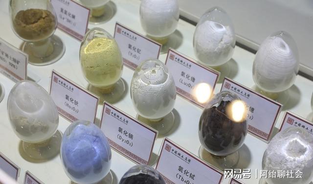 石平窜访台湾，不到12小时，中方就痛击日本，高市提出严重抗议