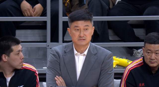 广东3消息！杜锋深夜发声，胡明轩拒绝轮休，崔永熙传来好消息