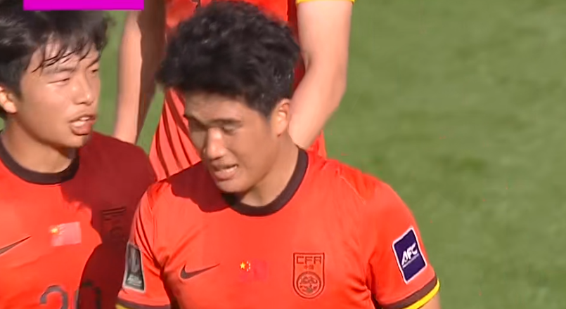 U23国足首球诞生！彭啸爆射世界波，对手解围失误，王钰栋策动