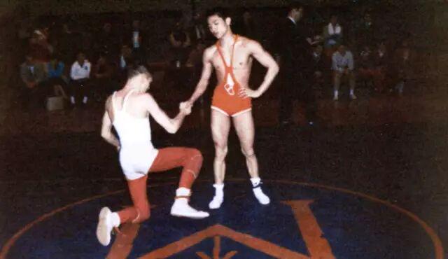 日美混血超模卷入3.5亿遗产大战！同父异母7兄妹撕了17年，结果被年轻后妈捡了漏？