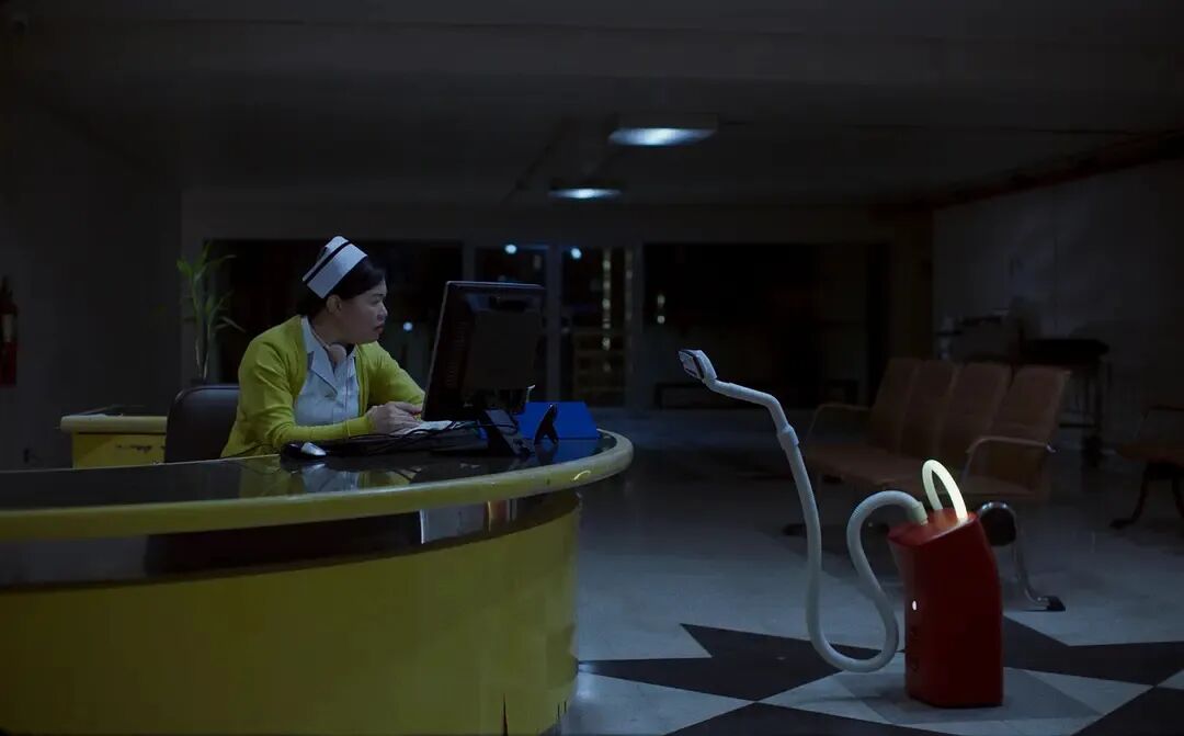 真敢拍，女神这部新作太炸裂了