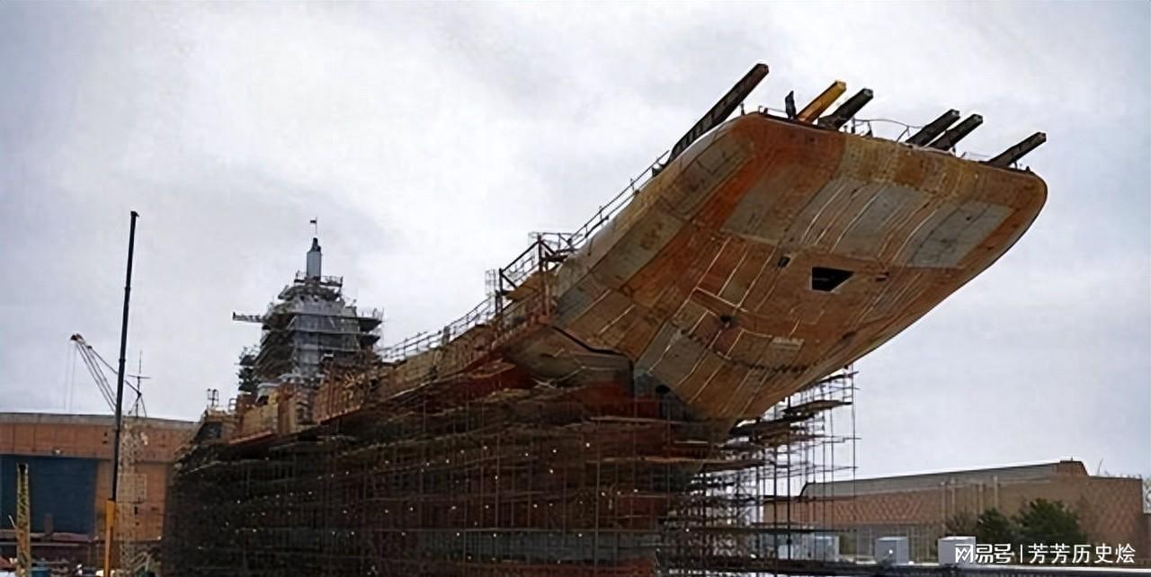 未服役航母早已大面积生锈，中国制造能力遭质疑，专家：另有原因