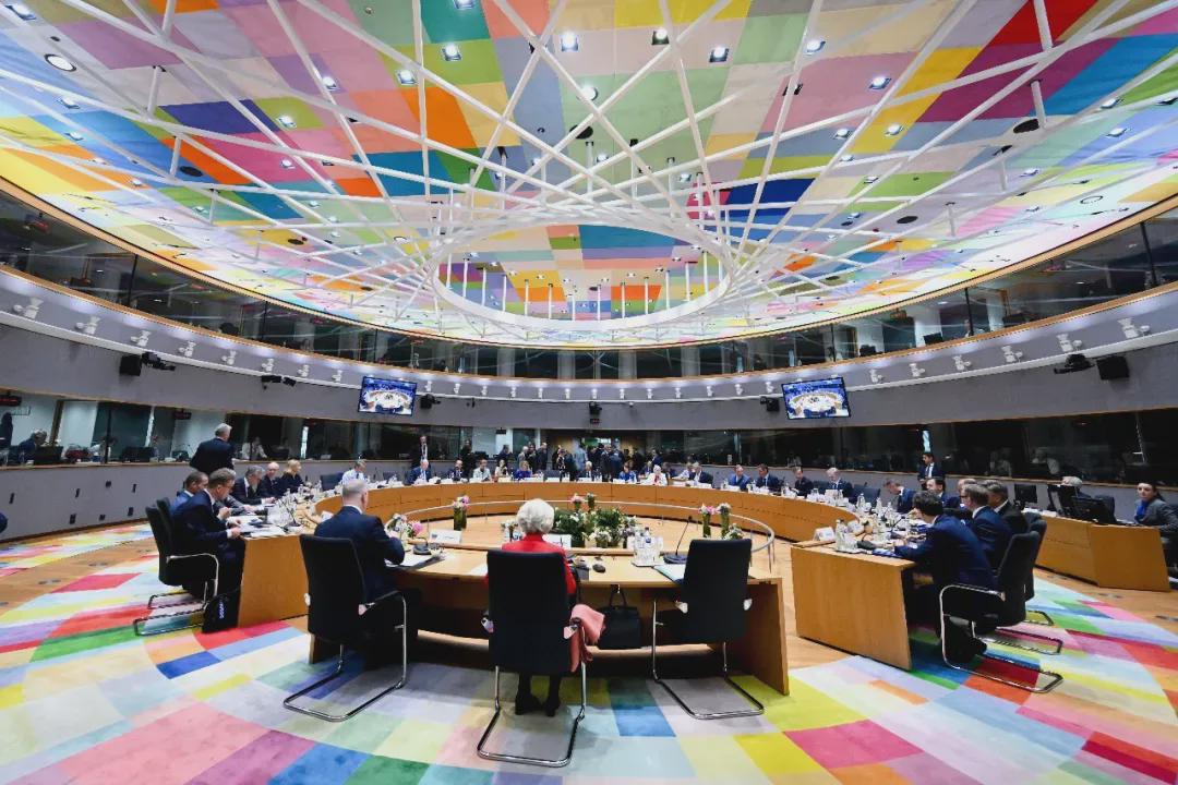 2025年6月，欧盟召开峰会，强调将继续大幅增加欧洲防务和安全支出