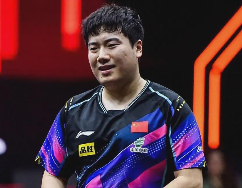 2-3爆大冷！梁靖崑双线溃败，全是一轮游，奥运会落选第1人出现了