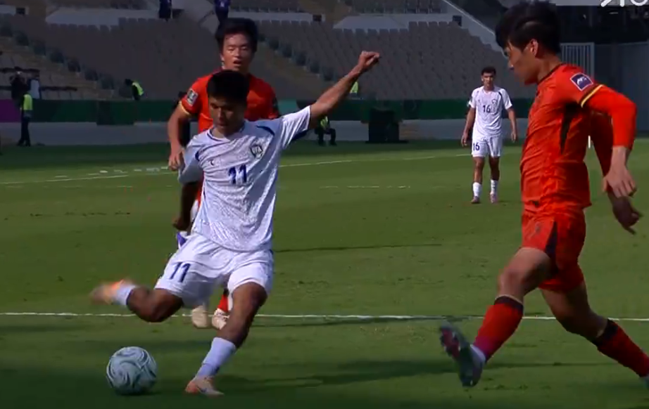 奇迹！中国U23国足淘汰乌兹别克，昂首晋级亚洲杯4强，李昊神了！