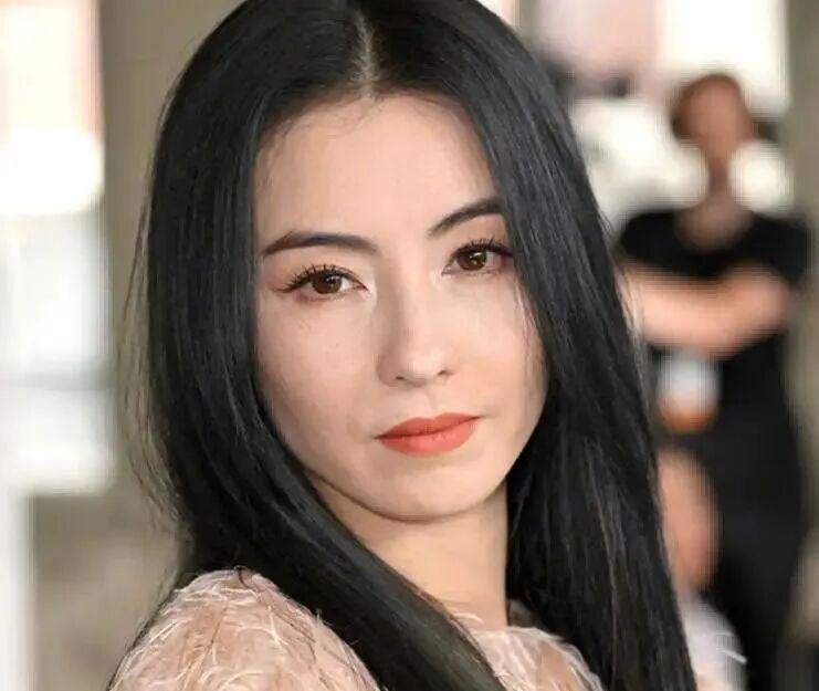 千万官司开庭！张柏芝20年“人设”崩塌，她身上的3个谜团被揭开