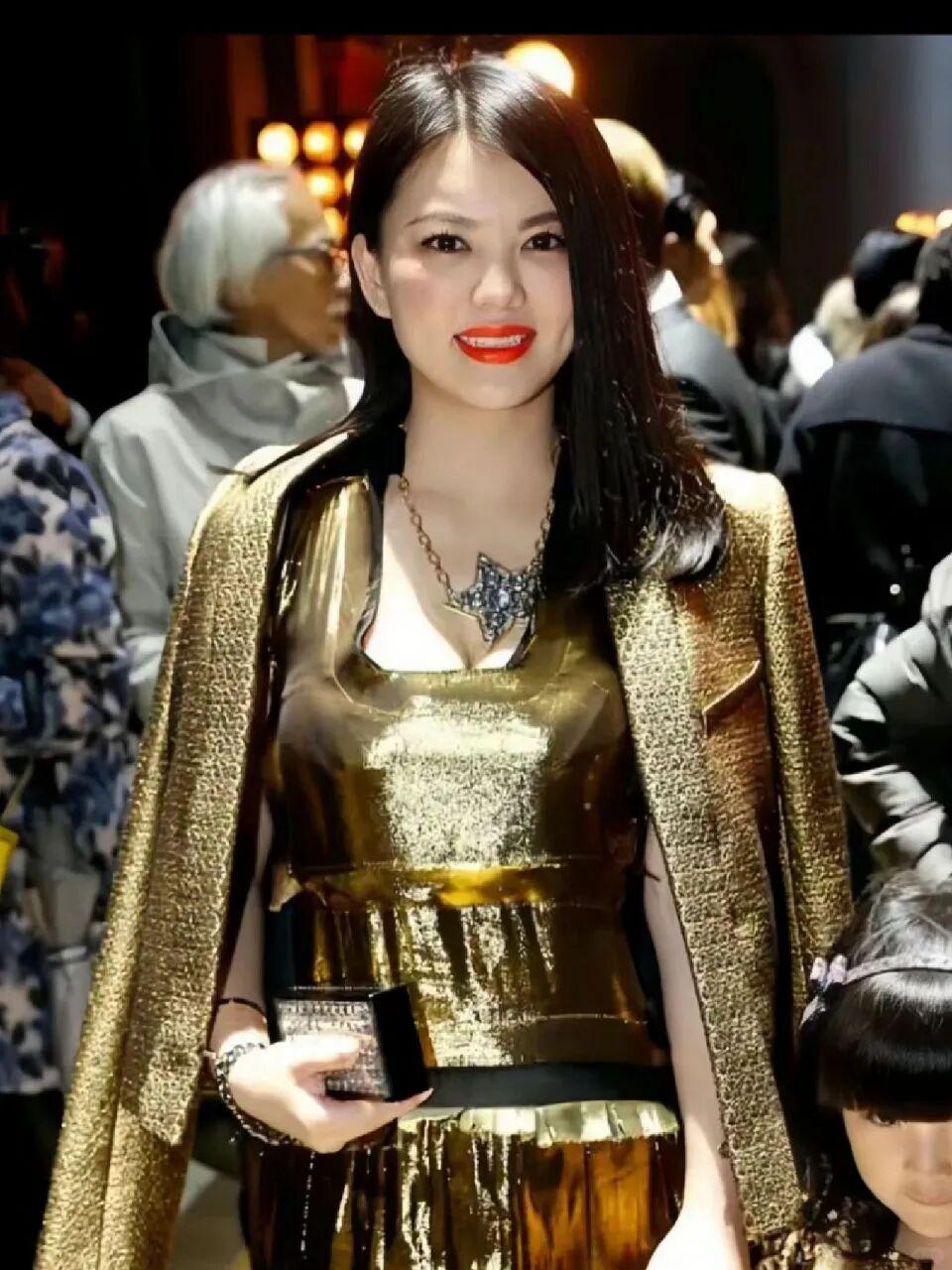 又3大瓜！李湘封禁三连、涉赌被抓、落魄大佬创业，个个劲爆