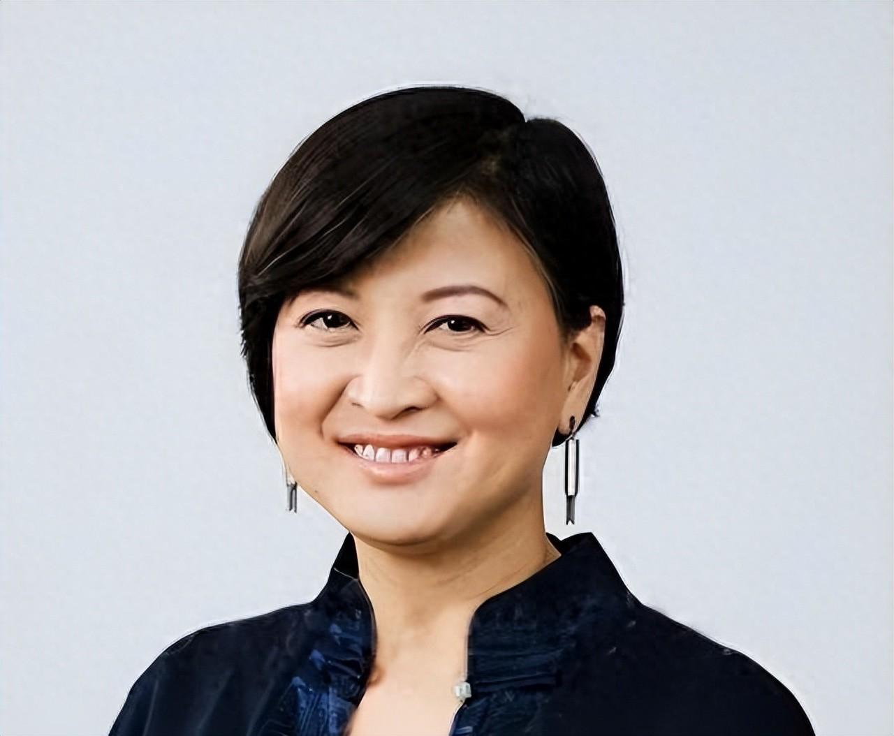 帮美媒造谣诋毁中国，如今在中外都成跳梁小丑，袁莉如今后悔不？