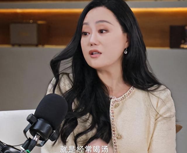 45岁仍拍三级片，败光两任亿万家产，62岁坦言后悔嫁给钟镇涛