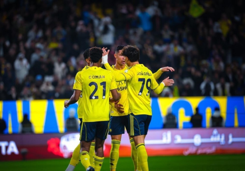 3-2！利雅得胜利终结3连败 被连追2球后绝杀 仍距榜首4分 C罗哑火