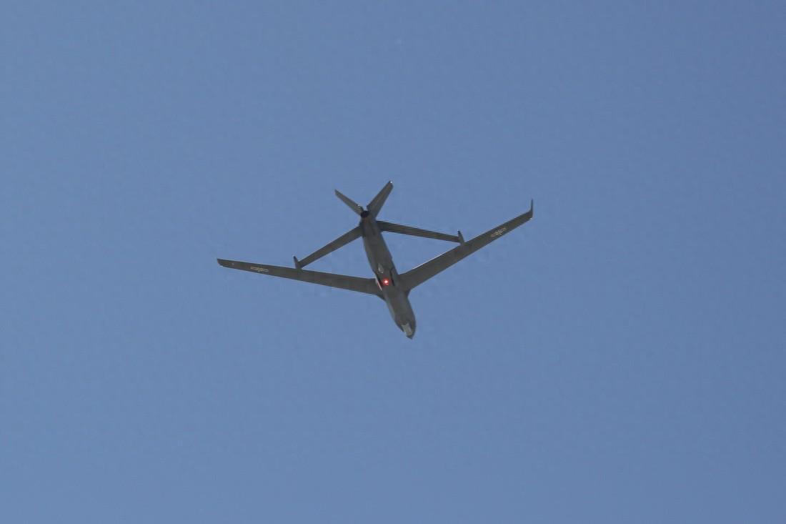 解放军无人机直闯东沙领空，台军无力拦截，这步棋藏深意