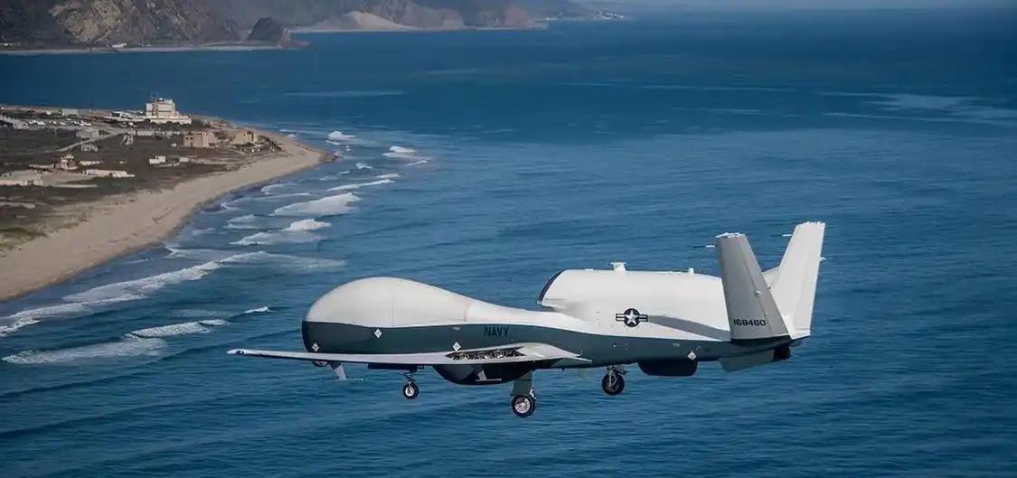 南海发生激烈对峙!美军MQ-4C硬闯三亚以南空域，不料下一幕破防