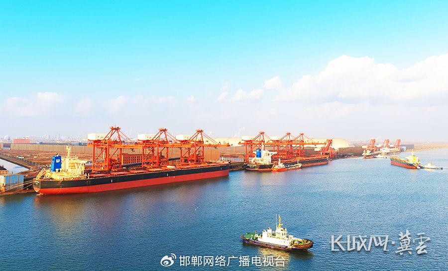 唐山港京唐港区生产作业现场。唐港股份供图