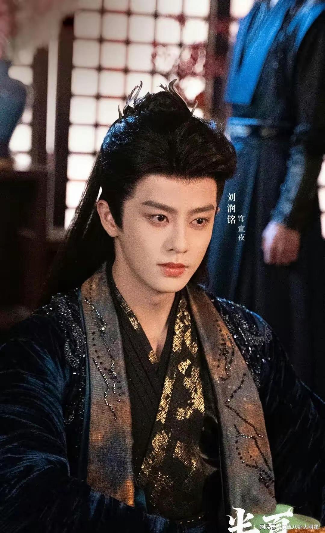 “26年最火短剧”收视：穿书富家妯娌3第2 、半夏第6、第一杀疯了