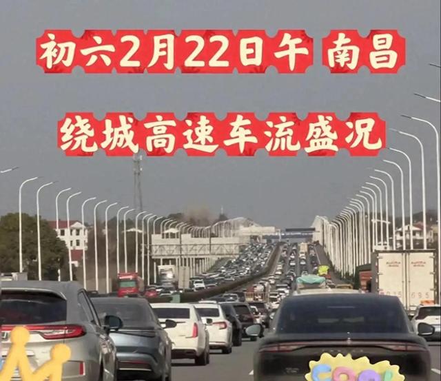 一场高速堵车，戳穿了3700万新能源车主“谎言”，差距一目了然