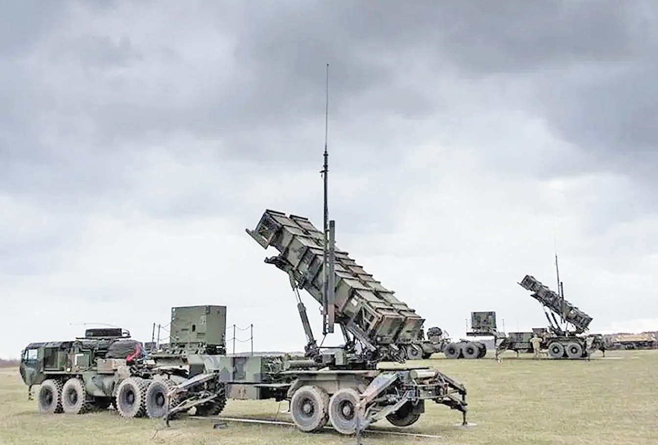 美3架战机被友军"击落" 遭遇什么武器攻击仍说法不一