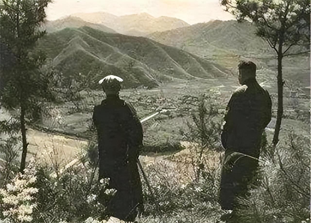 96岁台湾老兵没子女，离家70年想回乡，问侄子：我没钱你还养我吗