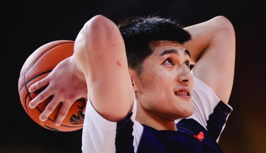 24小时舆论炸锅！李祥波致歉鲁吐布拉，一句“打馕”触碰CBA最严红线