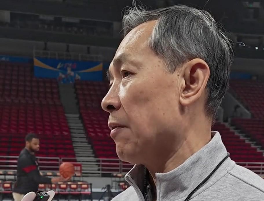 许利民：球队表现与期望值有偏差，但出了问题才知道如何解决