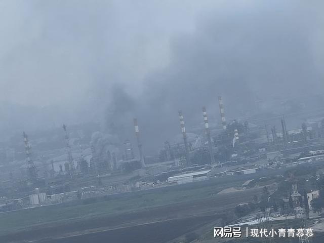 措辞罕见升级！中国撤侨避开伊朗，暴风雨前夜，美国真敢开火吗？