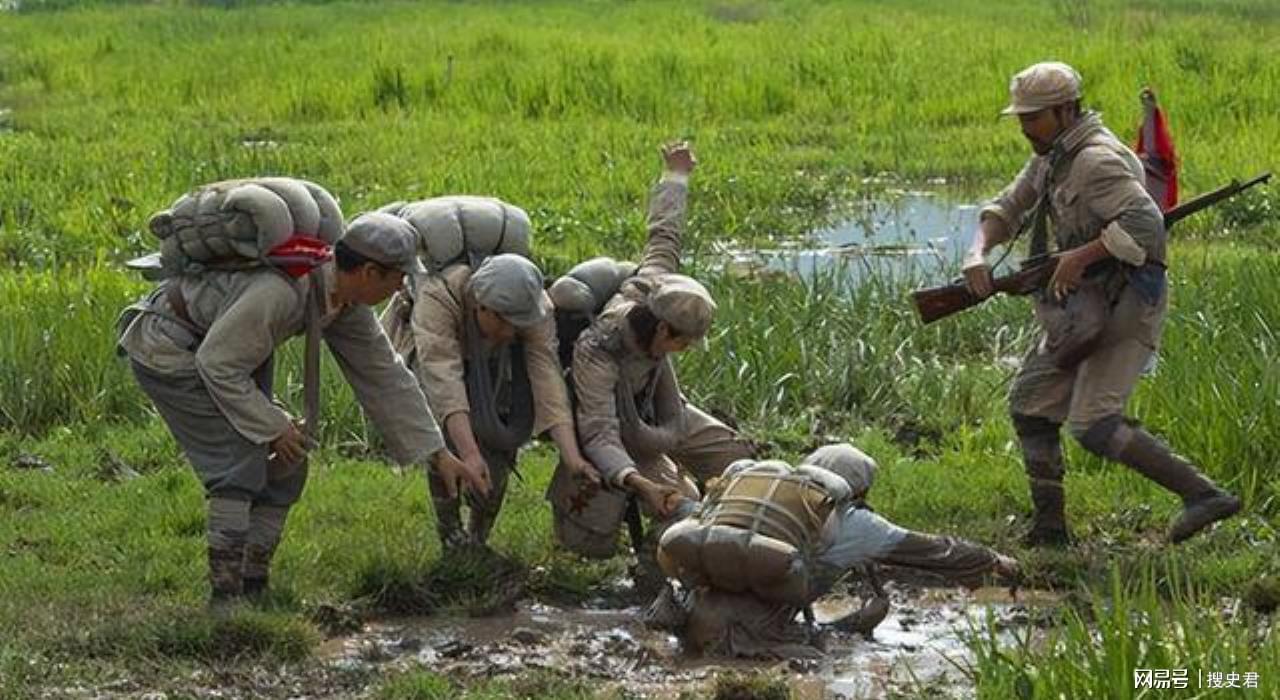 刚走完长征的毛主席真实相貌，美国人镜头下满脸憔悴，瘦脱形容！