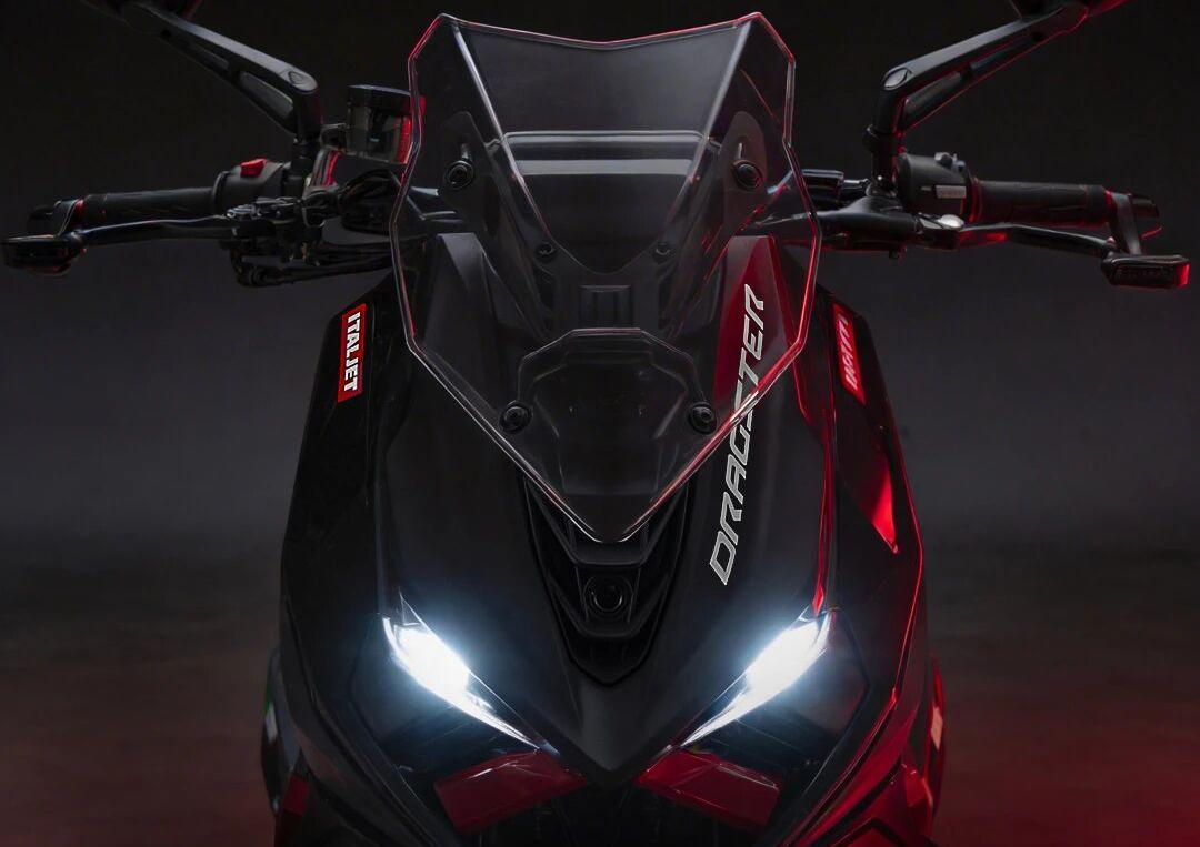 内地售价腰斩，700双缸踏板不到5万元，可玩性极高！